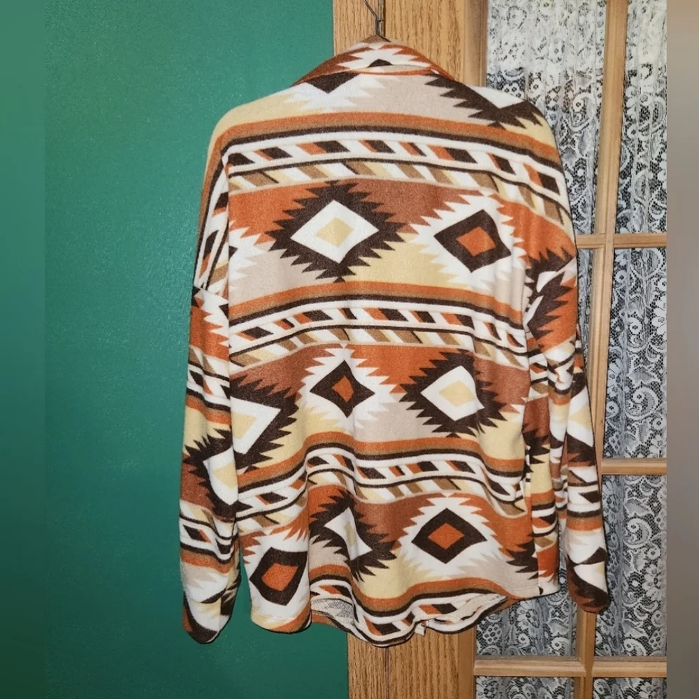 7th ray NWT XL Aztec orange/brown button-up shirt - Picture 4 of 4